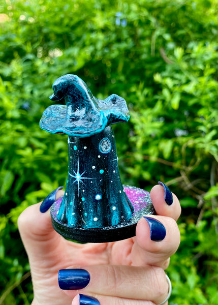 2.5” Cosmic Ghostie Friend comes with magic portal #4