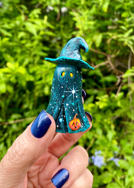 2.5” Cosmic Ghostie Friend comes with magic portal #2