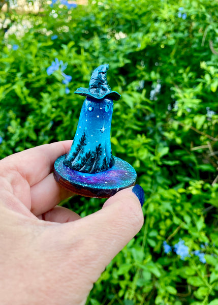 2.5” Cosmic Ghostie Friend comes with magic portal #5